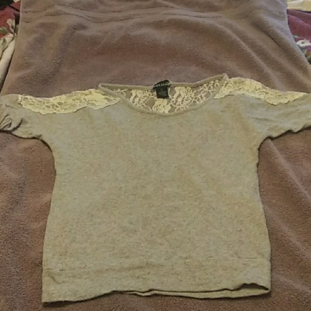 A xs wet seal shirt
